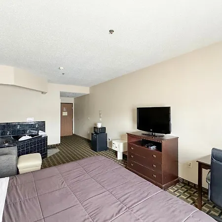 Fairbridge Inn & Suites Batavia-Darien Amusement Park-2
