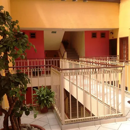 Plaza Jardin-3