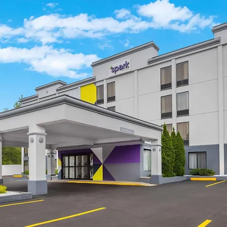 Spark By Hilton Clarks Summit-3