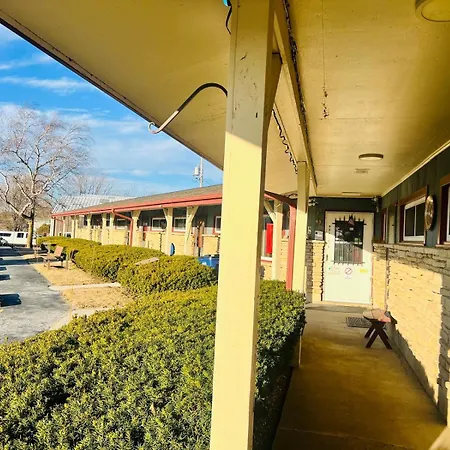 Wisconsin-Aire Motel By Oyo Random Lake-2