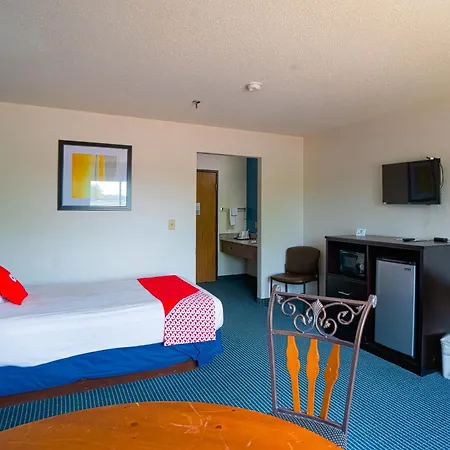 Oyo Hotel Redwood Falls Near Jackpot Casino-2