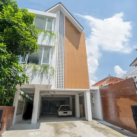 Collection O 2627 Ratamya Co-Living-2