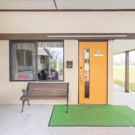 Oyo Hotel Daleville Al Hwy 84-2