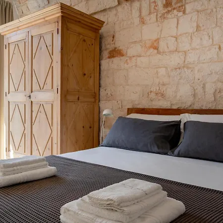 Augusta Trulli Resort B&B-2