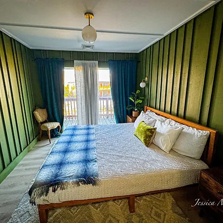 The Springs Motel-3