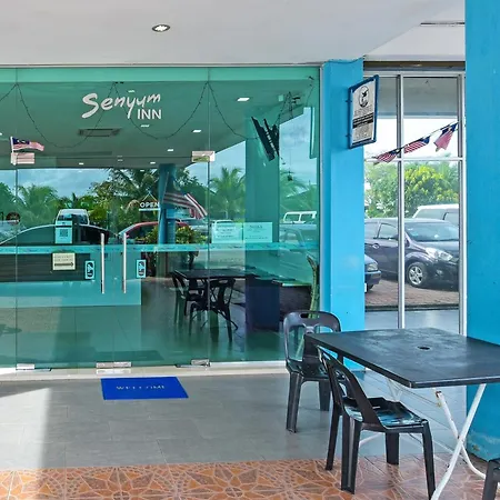 Hotel O Senyum Inn-3