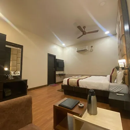 Hotel New Grand-2