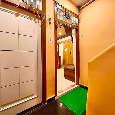 Hotel Gp Mall Road Nainital Near Naini Lake - A Luxury Room With Newly Decorated And Renovated Room - With Wifi - Room Service Available - Book Now-2