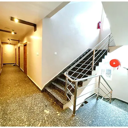 Hotel Home Town Puri Near Golden Beach And Temple - Fully-Air-Conditioned-With-Lift-Wifi-Home Style-Food Menu-And Parking Facilities - Book Now-2