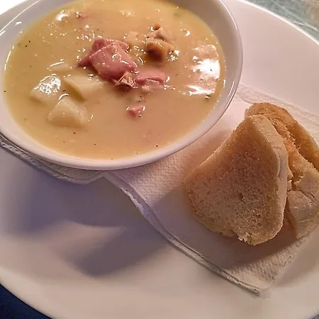 The Colonsay Hotel-3