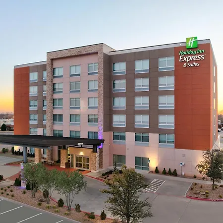 Holiday Inn Express & Suites Moore By Ihg-2