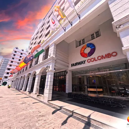Fairway Colombo - Sri Lanka'S First Hotel With Robot Technology-2