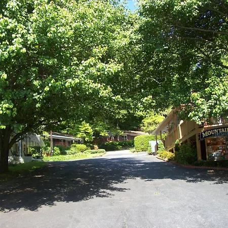 Mountain Aire Cottages, Inn & Glamping-3