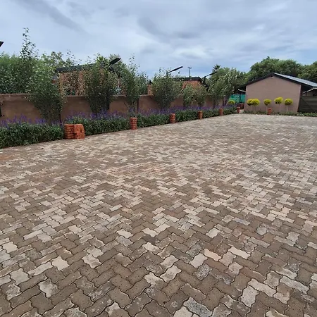 Pro Plants Accommodation-3