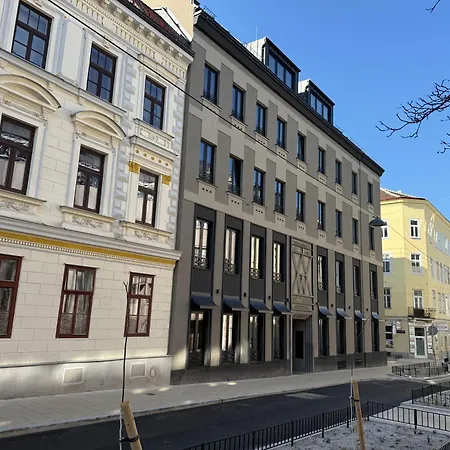 Weltwien Luxury Art Apartments & Free Parking-2