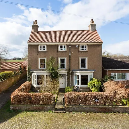 Crofton House-2