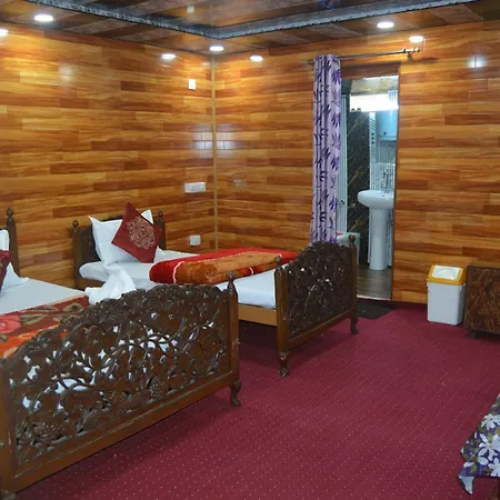 Heritage New Moon Premium Houseboat-3