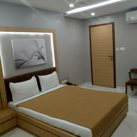 Hotel Tirupati Residency Surat-2