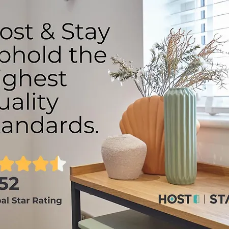 Host & Stay - Woodroffe Arms-3