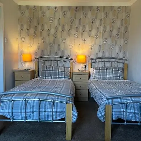 Stobahn Guest House-2