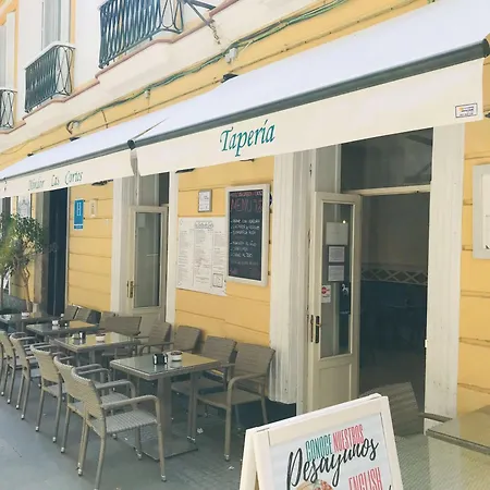 Hotel Boutique Las Cortes De Cadiz-3