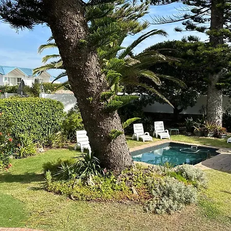 House On Westcliff-3