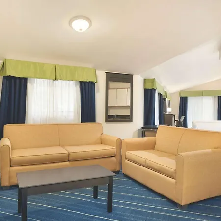 Days Inn By Wyndham Tamworth-2