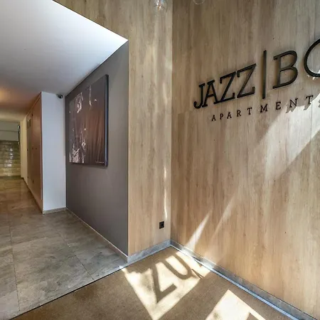 Habitat Apartments Hot Jazz-3