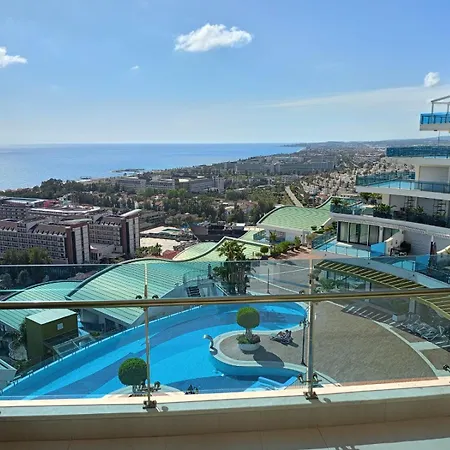 Elite Luxury Suite & Spa-3