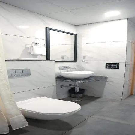 Fabhotel Arka Residency-3