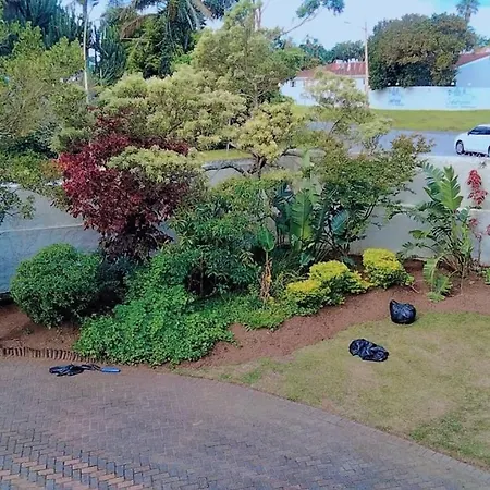 Bibby'S B&B-3