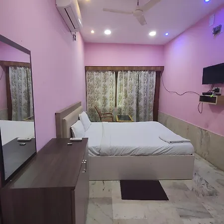 Hotel Sai Ram Plaza-3