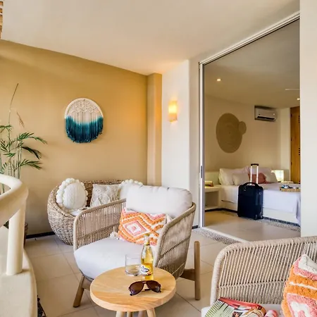 Villas Kaukan By Property Rental Club-3