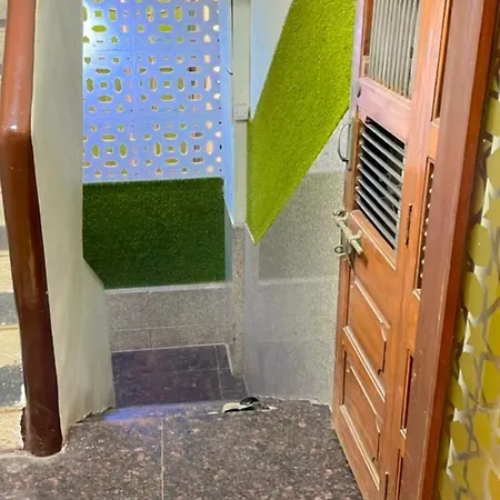 Glitz Hotels Regal International - Nr International Airport Mumbai-3