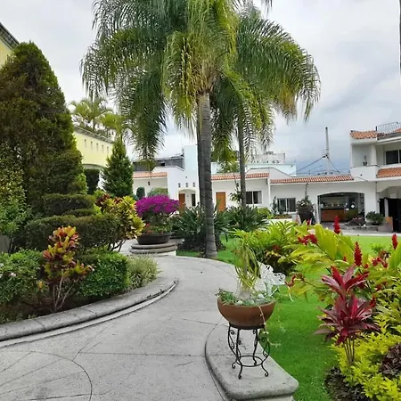 Los Canarios-3