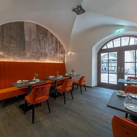 Altstadthotel Der Patrizier-3