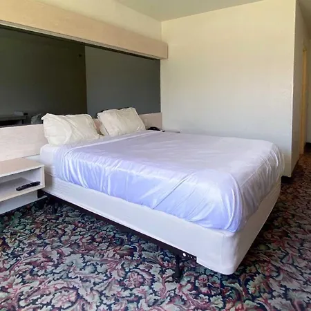 Motel 6 Mcalester Ok - South-2