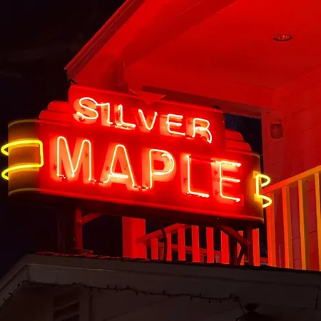 Silver Maple Inn-3