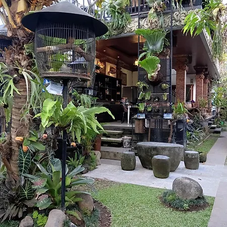 Liyer Spirit House-2