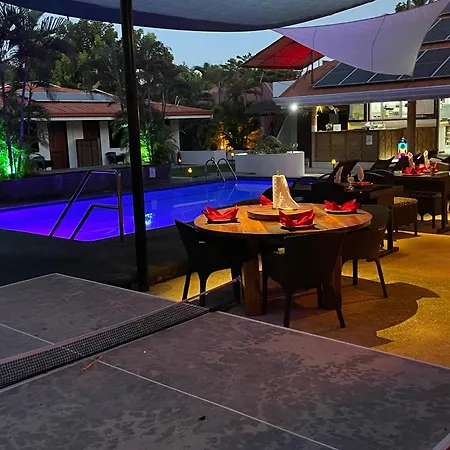 Parrot Resort Moalboal-2