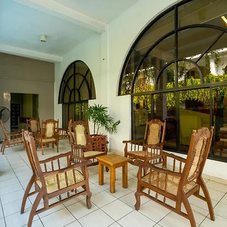 Kandyan Reach Hotel-2