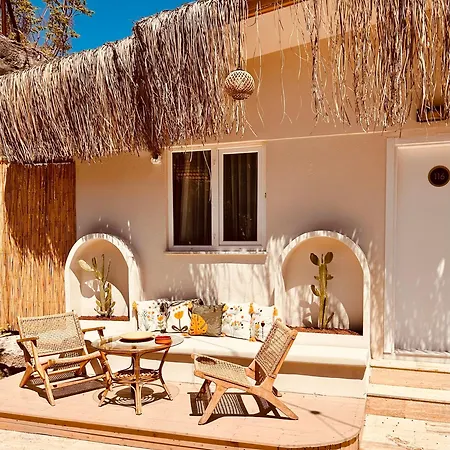 Kalia Beach Hotel Side-2