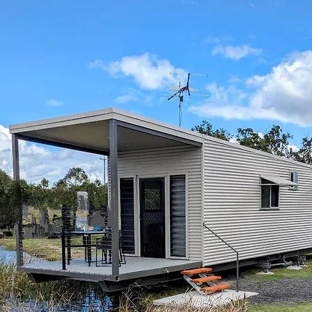 Trinity Islands Holiday Park - Cabin Accommodation-2