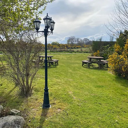 Carnegie Lodgings, Tain-3