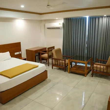 Regency Club-3
