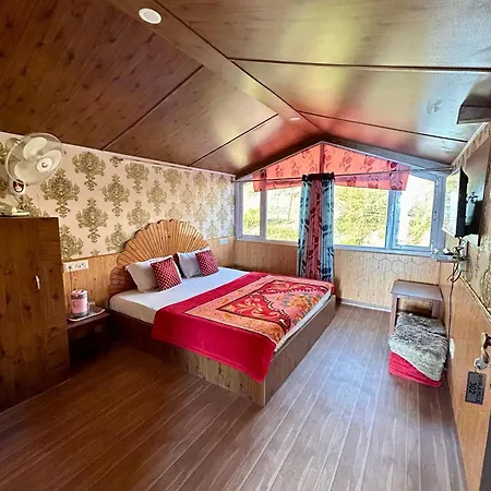 Hotel Shimla Hills A Unit Of Kamaksha Travels Shimla-2