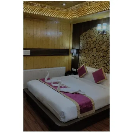 Hotel Shanu Premium-3