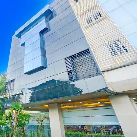Dancenter Tanjung Duren Near Mall Citraland Formerly Suba Hotel-2