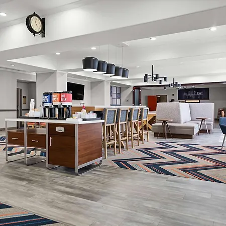 Hampton Inn Seguin-3