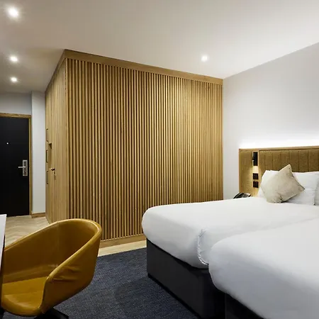 Handel's Hotel-3
